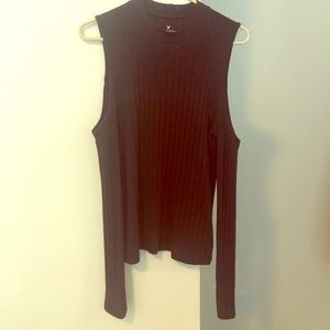 American Eagle cold shoulder top.